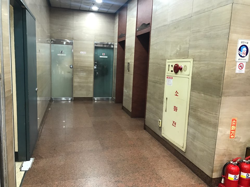 성우빌딩  내부사진