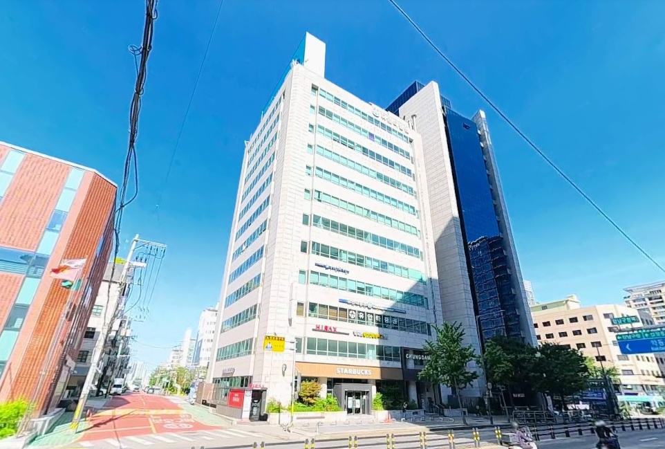 청담빌딩 외관