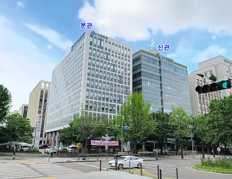 기계회관  외관