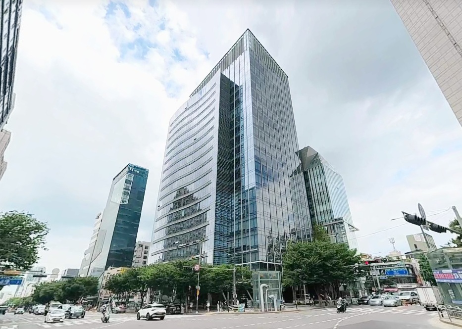 더피나클강남 외관