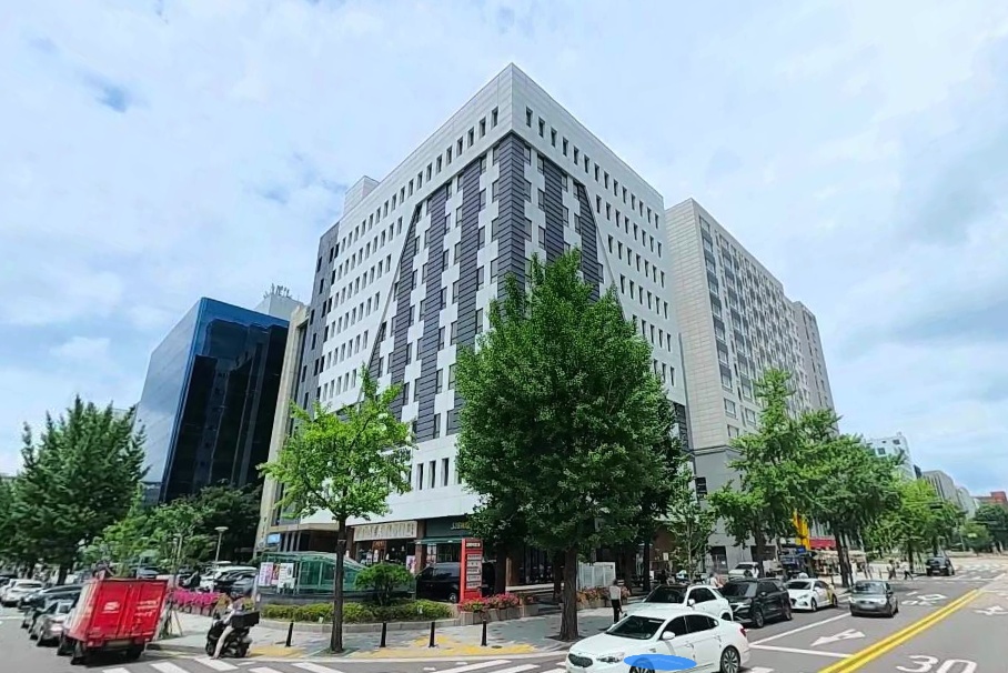 교육시설안전원빌딩 외관